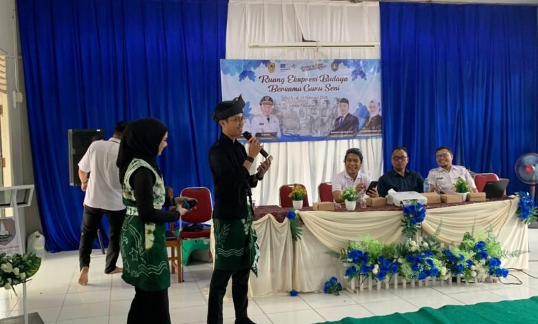 Perkuat Pelestarian Budaya, Disdikbud Kalsel Libatkan 39 Guru Seni di Barabai
