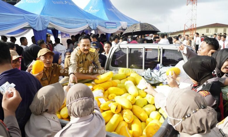 GPM di Polda Kalsel, Bantu Personel Polri Dapatkan Bahan Pokok Terjangkau