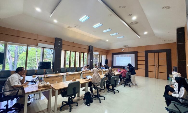 Koordinasi Dishut Kalsel Perkuat Tertib Administrasi RBP REDD+