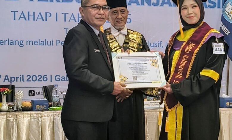 Wisuda UT Jadi Momentum Cetak SDM Unggul, Pemprov Kalsel Dorong Lulusan Jadi Agen Perubahan