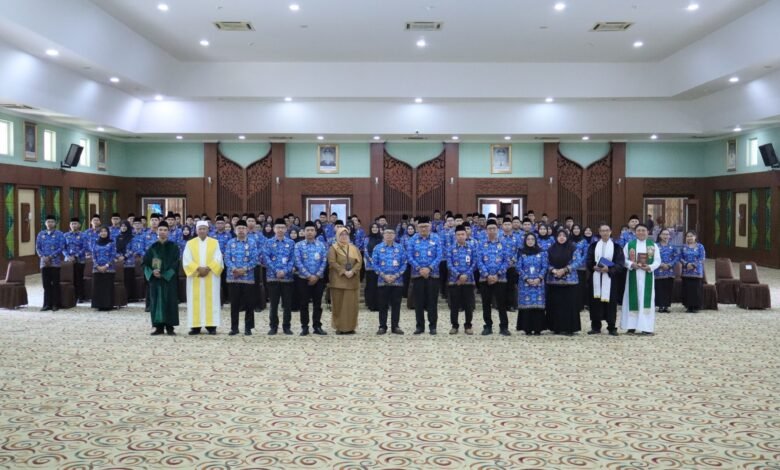 Sekdaprov Kalsel Syarifuddin Lantik 129 PNS, Tekankan Integritas dan Anti Judi Online