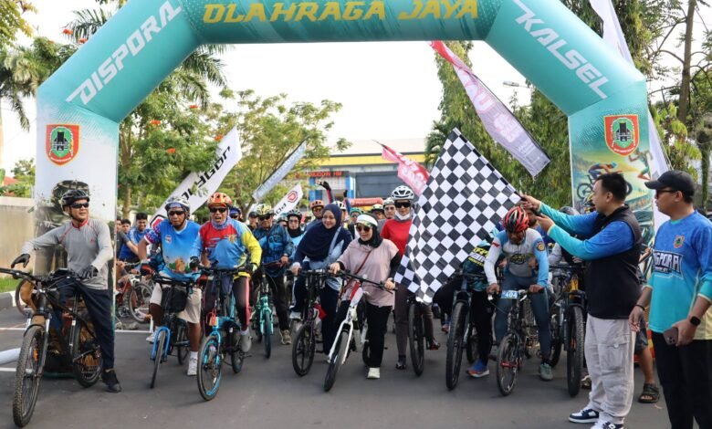 Ribuan Goweser Semarakkan Gowes Starling di Banjarmasin