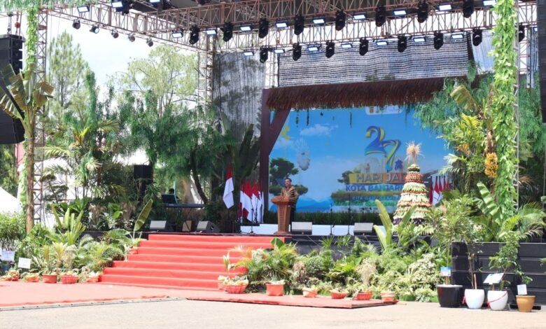 Menteri UMKM: Kepemimpinan Berbasis Hati Perkuat Kemajuan dan Kesejahteraan Banjarbaru
