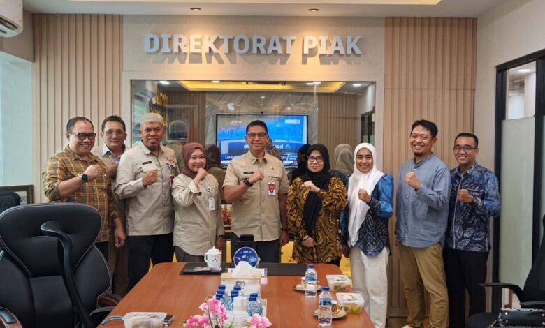 Sinkronkan Kebijakan Pusat-Daerah, Disdukcapil Kalsel Bahas Pengelolaan Data Kependudukan