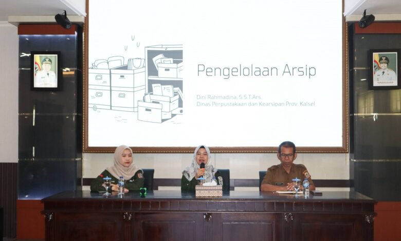 Optimalisasi Kinerja dan Administrasi, Diskominfo Kalsel Gelar Sosialisasi Pengelolaan Arsip dan Penilaian Kinerja
