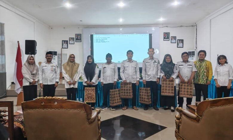 Disdukcapil Kalsel Perkuat Kapasitas Operator, Dukung Pelatihan TanbuOne BerAKSI di Tanah Bumbu