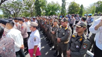 Satpol PP dan Damkar Kalsel Backup Pengamanan Aksi Unjuk Rasa LSM Sakutu