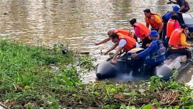 Plh Sekdaprov Kalsel Apresiasi Gerakan Asri Bersihkan Sungai di Siring Nol Kilometer Banjarmasin