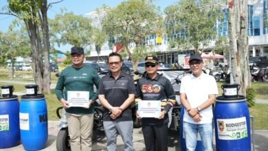 Dukung Pengelolaan Sampah di Daerah, Pemprov Kalsel Serahkan Bantuan Fasilitas