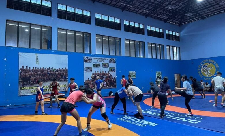 PGSI Kalsel Manfaatkan UPI Wrestling Invitation 2026 untuk Asah Mental Tanding Atlet