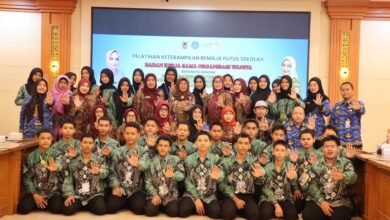 DP3AKB Kalsel Bersama BKOW Gandeng GEKRAFS Beri Pelatihan Keterampilan Digital bagi Anak Putus Sekolah