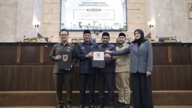 Pemprov Kalsel Sampaikan Raperda Penanaman Modal dan Pertanggungjawaban APBD 2025