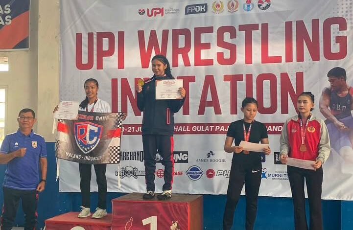 Atlet Gulat SPOBDA Kalsel Sabet Tiga Emas dan Dua Perunggu di UPI Wrestling Invitation 2026