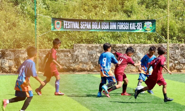 Festival Sepak Bola Usia Dini U-10 dan U-12 Resmi Bergulir, Dispora Kalsel Dorong Pembinaan Atlet Sejak Dini