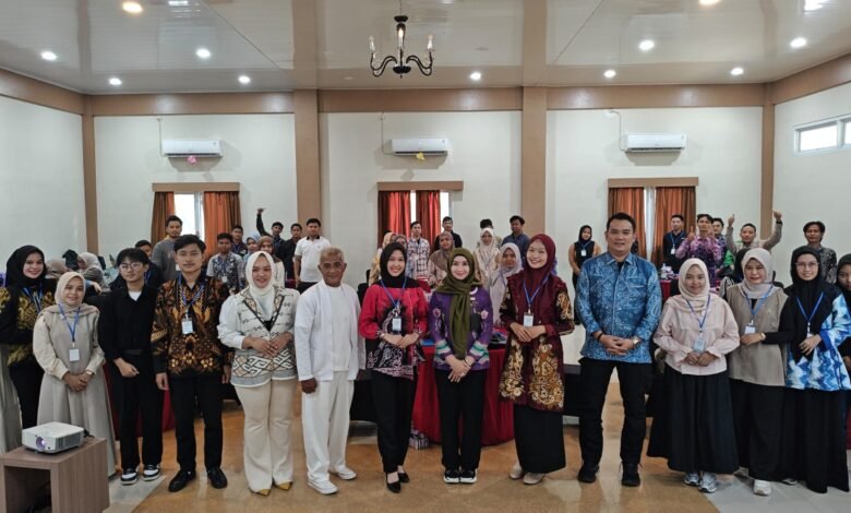 Wirausaha Muda Tapin, HSS dan HST Ikuti Pelatihan Digital Marketing dari Dispora Kalsel