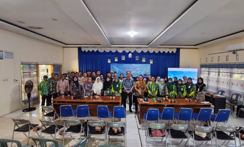 Disdukcapil Kalsel Perkuat Tertib Adminduk Melalui Sosialisasi Dokumen Pencatatan Sipil di HSU