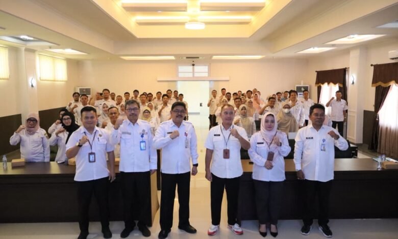 Diskominfo Kalsel Sosialisasikan Aplikasi E-Absen dan E-Performance kepada Admin SMA/SMK