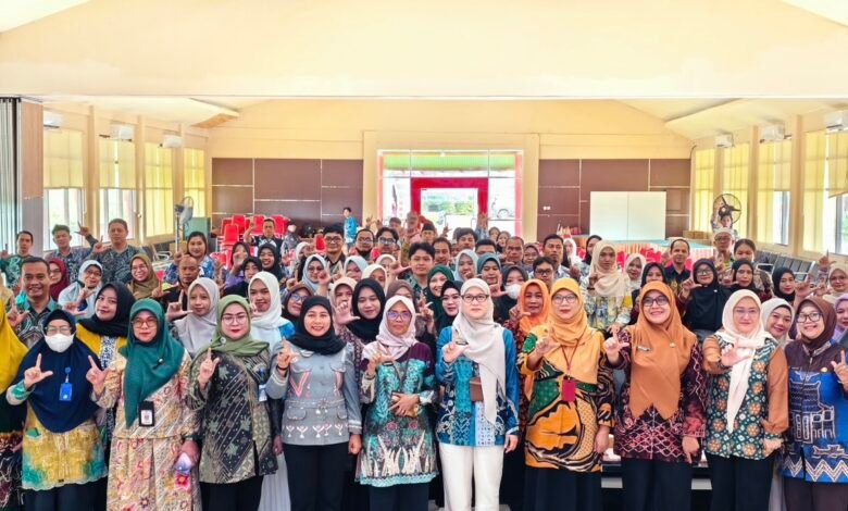 Tingkatkan Profesionalisme Pustakawan, Dispersip Kalsel Selenggarakan Bimtek Akreditasi